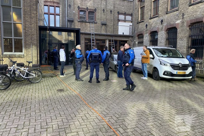 Bedrijfsverzamelgebouw ontruimd na afgaan brandalarm