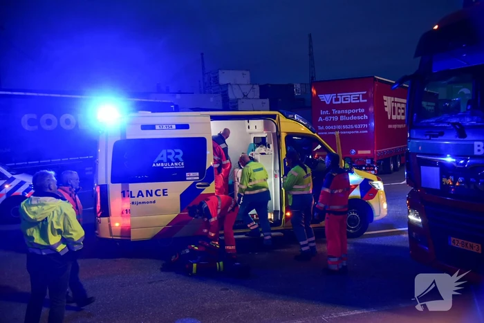 ongeval streefwaalseweg pernis rotterdam