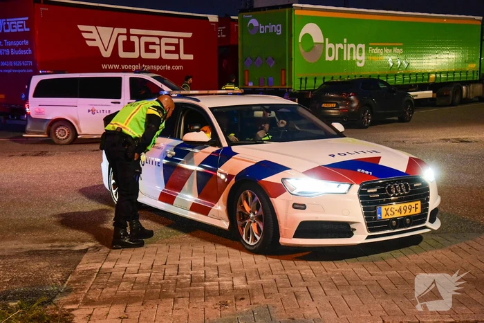 Voetganger zwaargewond bij botsing