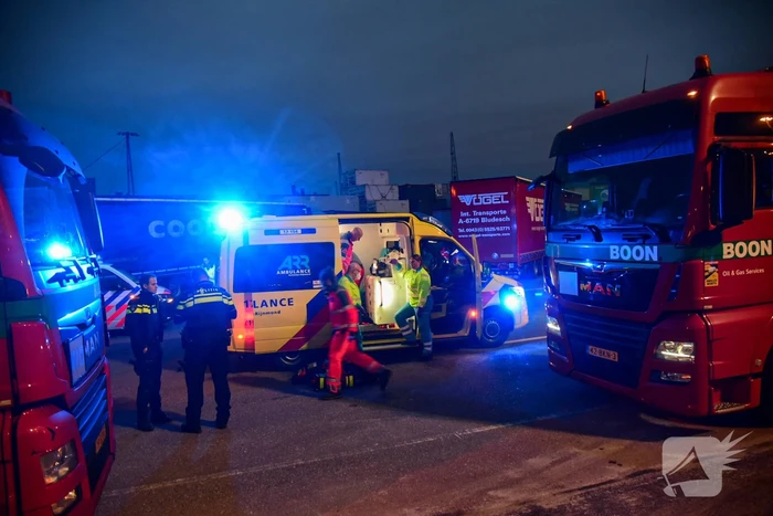Voetganger zwaargewond bij botsing