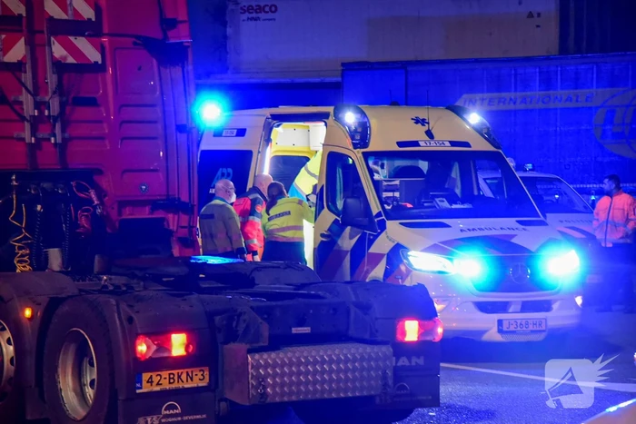 Voetganger zwaargewond bij botsing