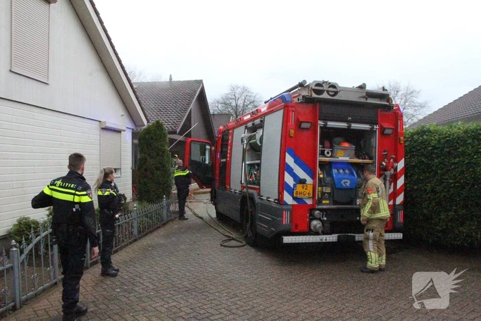 Veel rook door brand in chalet