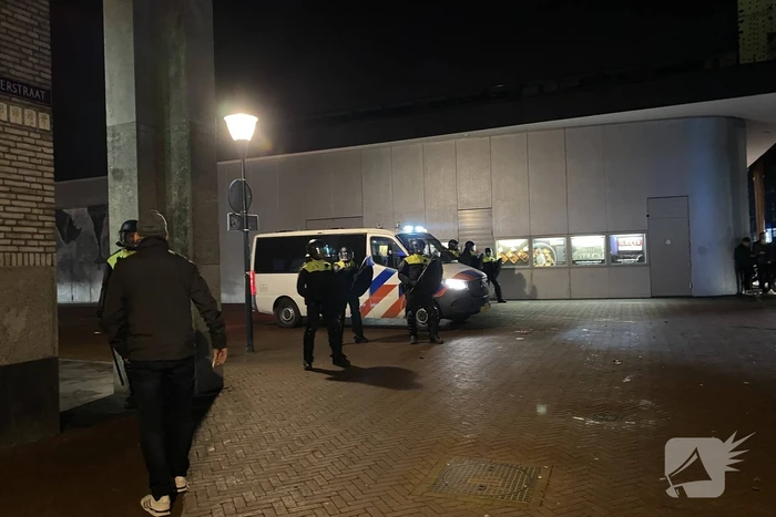Honderden kroeggangers op straat door sluiting kroegen