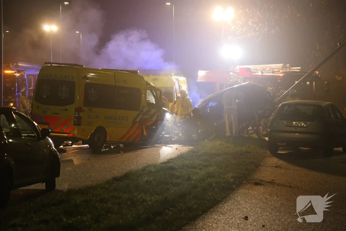 Drie slachtoffers overleden door ongeval tussen ambulance en personenauto