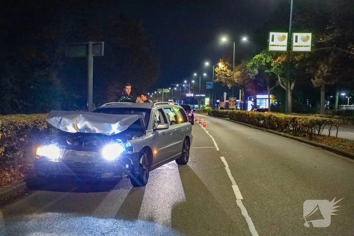 Flinke schade aan personenauto's door kop-staartbotsing