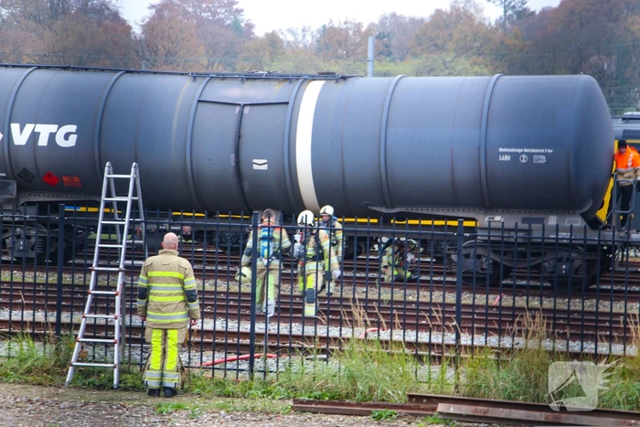 Mogelijk brand in trein bij De Rijtuigenloods