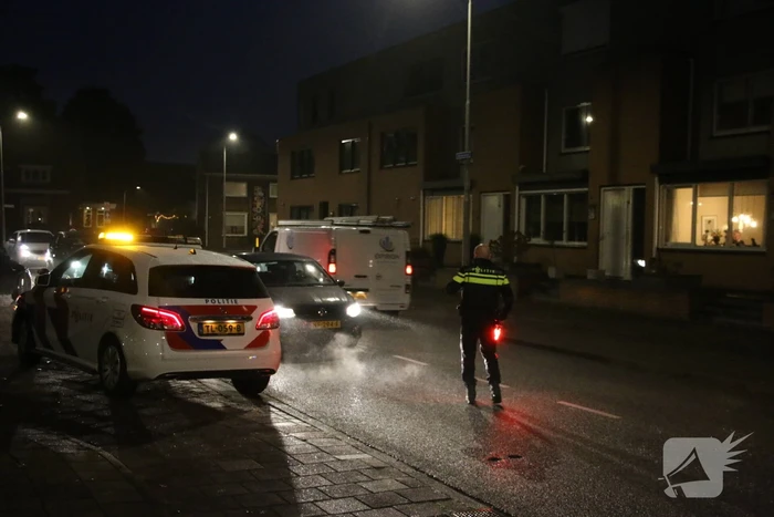 Fietser zwaargewond na val over stoep