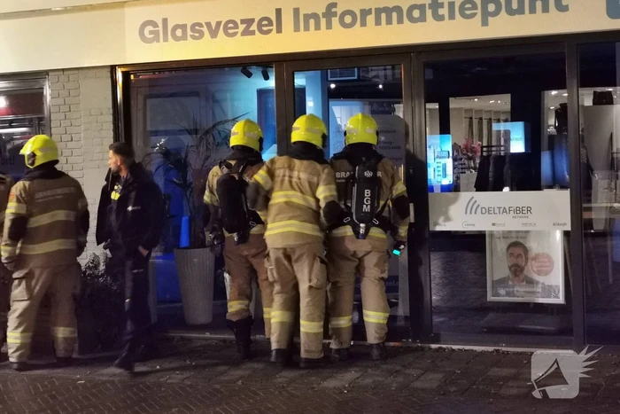 Appartementen ontruimd door brand in winkelpand