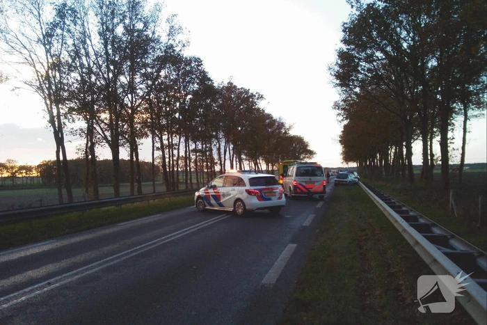 Schade aan personenauto's door kop- staart botsing