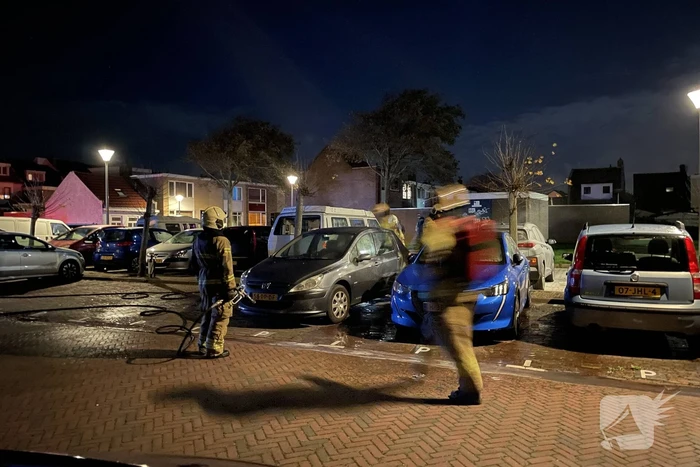 Brand zorgt voor schade aan personenauto
