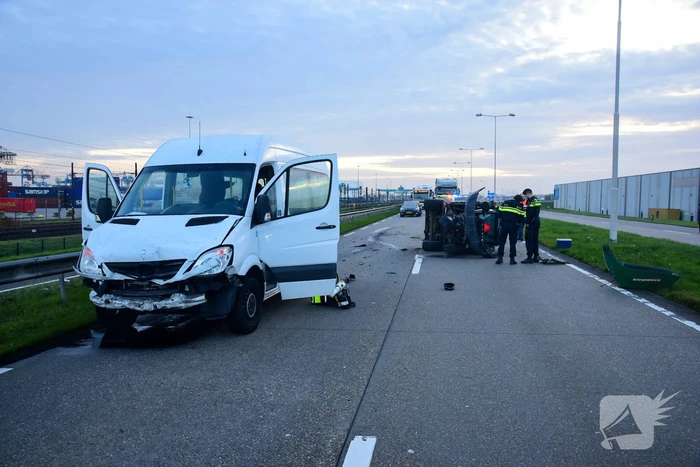 Bestuurder grasmaaier gewond bij aanrijding