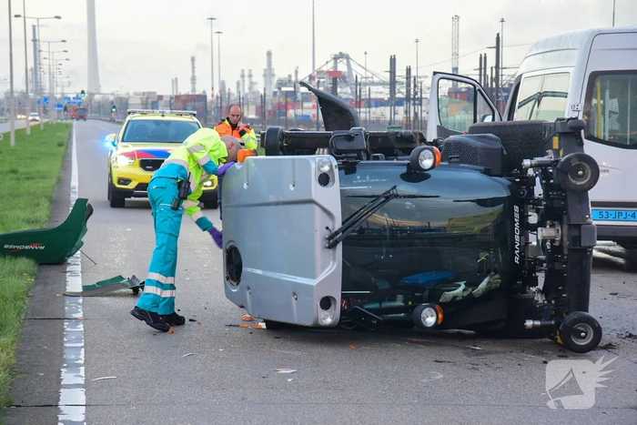Bestuurder grasmaaier gewond bij aanrijding