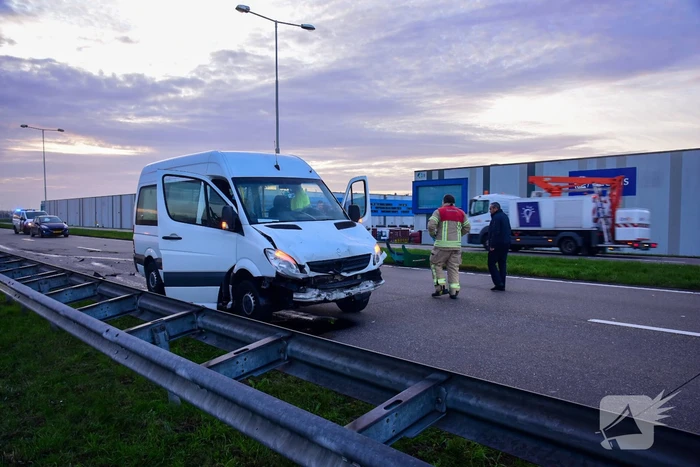 Bestuurder grasmaaier gewond bij aanrijding