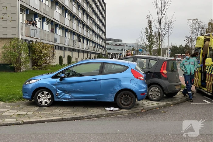 Schade bij botsing op kruising
