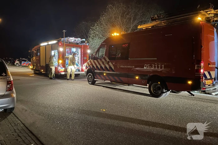 Auto raakt te water na vergeten handrem