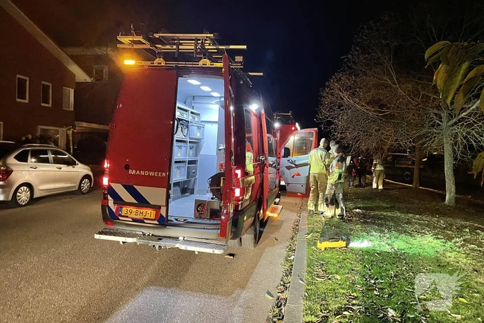 Auto raakt te water na vergeten handrem