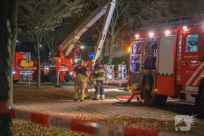 Uitslaande brand in winkelpand