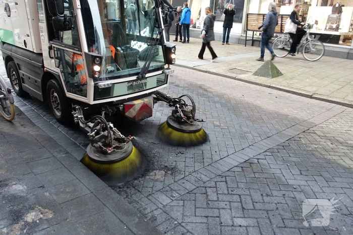 Gemeente druk met puin ruimen na rellen