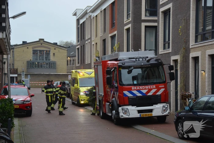 Straat afgezet na aanhouding van persoon