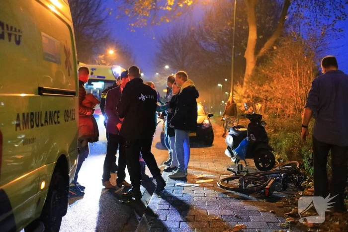 Persoon ernstig gewond bij botsing tussen fiets en scooter