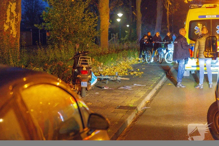 Persoon ernstig gewond bij botsing tussen fiets en scooter