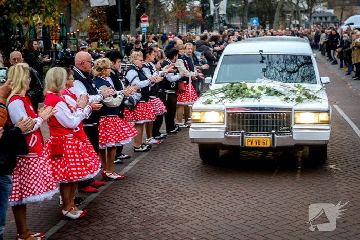 Afscheidsdienst van Mark Elbers druk bezocht