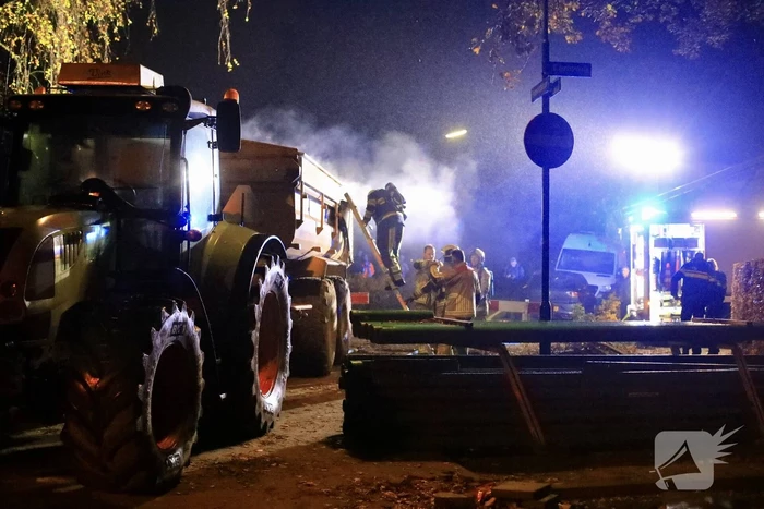 Brand in aanhanger van tractor