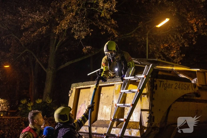 Brand in aanhanger van tractor
