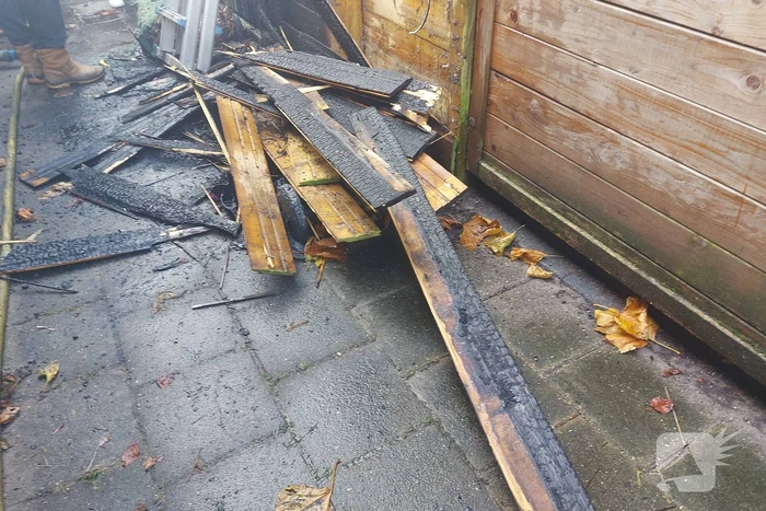 Jongeren stichten brand met vuurwerk in schuur