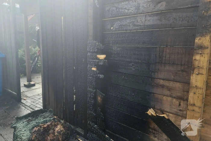 Jongeren stichten brand met vuurwerk in schuur
