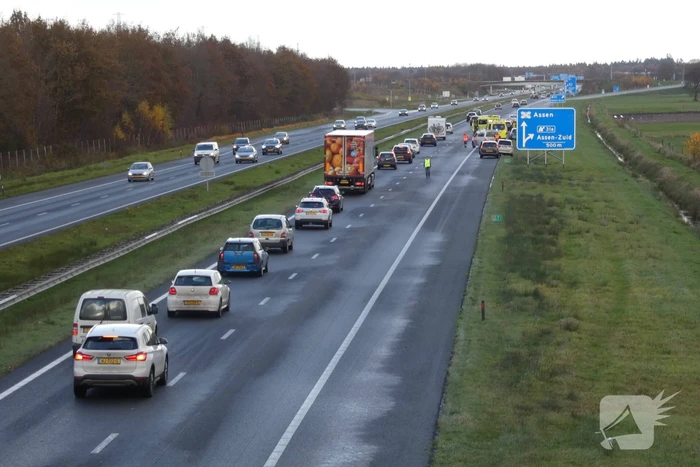 Persoon gewond bij aanrijding tussen meerdere voertuigen