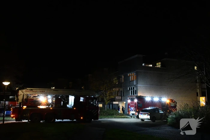 Brand in portiekwoning snel geblust