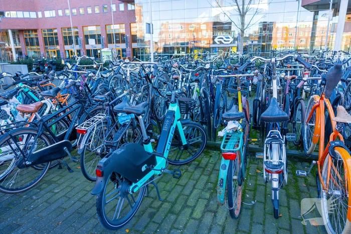 Elektrische deelfietsen klaar voor gebruik