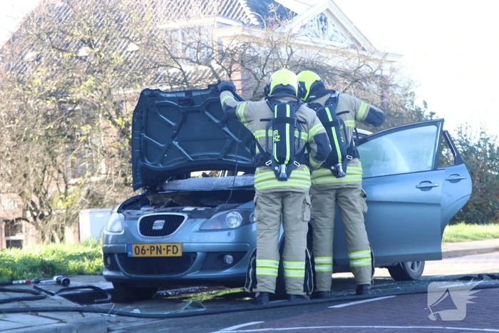 Auto total-loss door brand