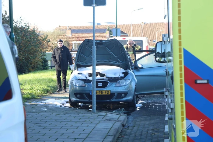 Auto total-loss door brand