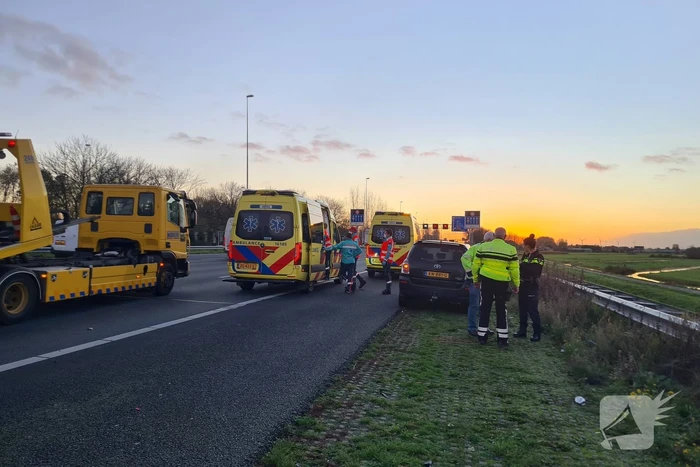 Flinke schade bij aanrijding op snelweg