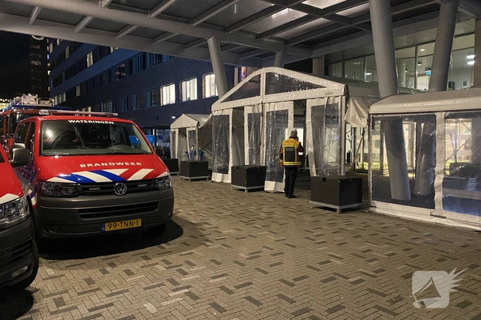 Grote brandweerinzet na vreemde lucht in ziekenhuis