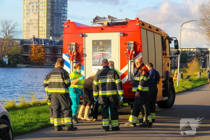 Kind komt vast te zitten tussen spaken van fiets