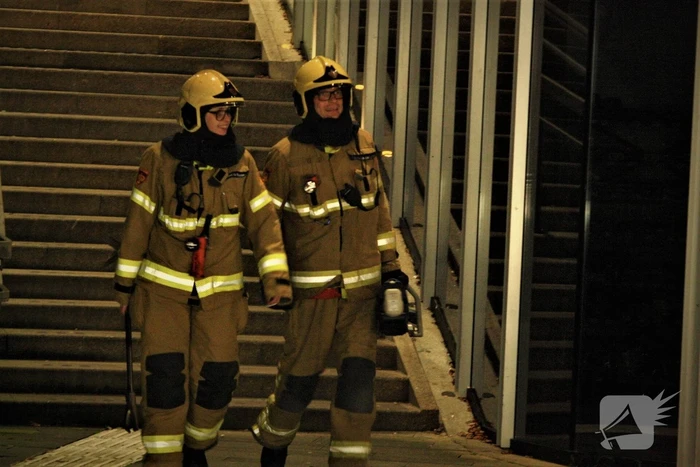 Brandweer breekt ticketautomaat open door brand