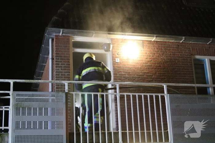 Veel rookontwikkeling door brand in woning
