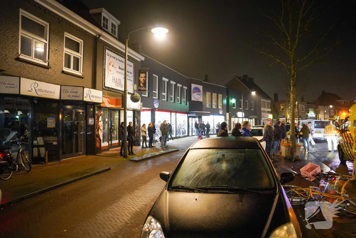 Drie fietsers gewond door ongeval met bestelbus