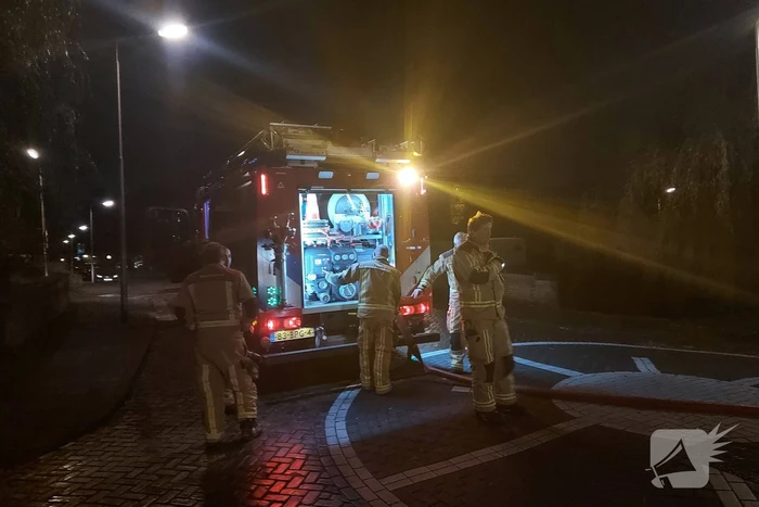 Brand blust brand in afvalcontainer