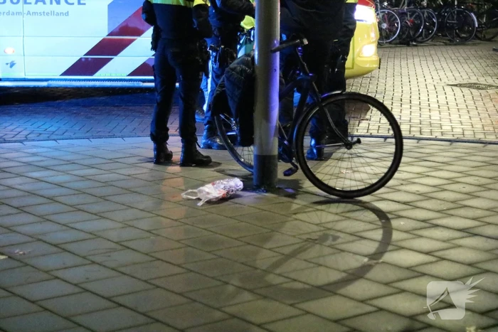 Straat afgezet door steekincident