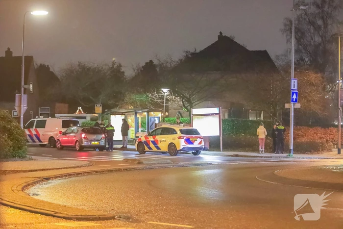 Agenten bemiddelen bij ruzie op straat