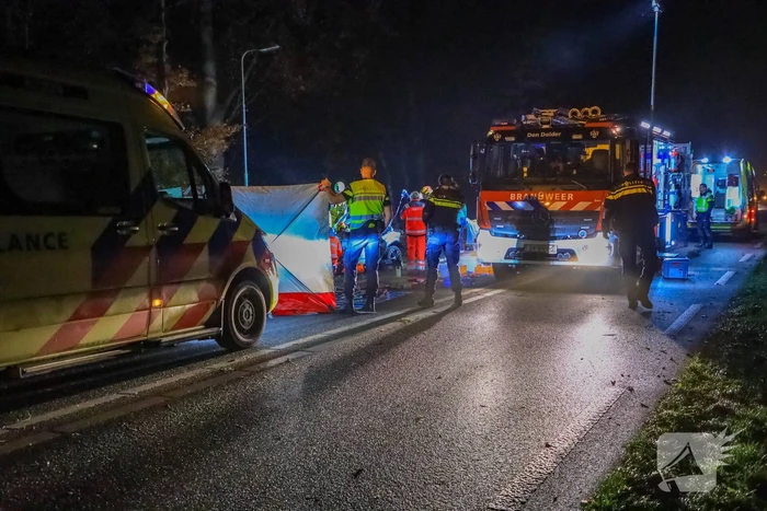 Automobilist zwaargewond bij aanrijding