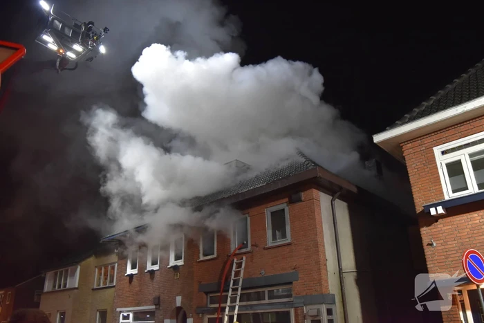 Dode en vier gewonden na brand