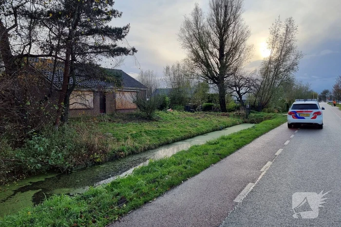 Politieonderzoek bij dicht getimmerde woning