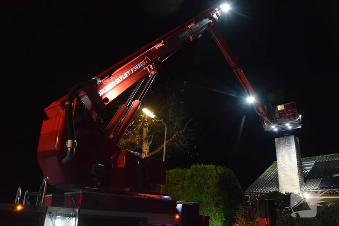 Schoorsteenbrand bij vrijstaande woning