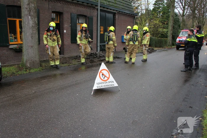 Brandweer doet onderzoek naar gaslucht in woning Boshoven