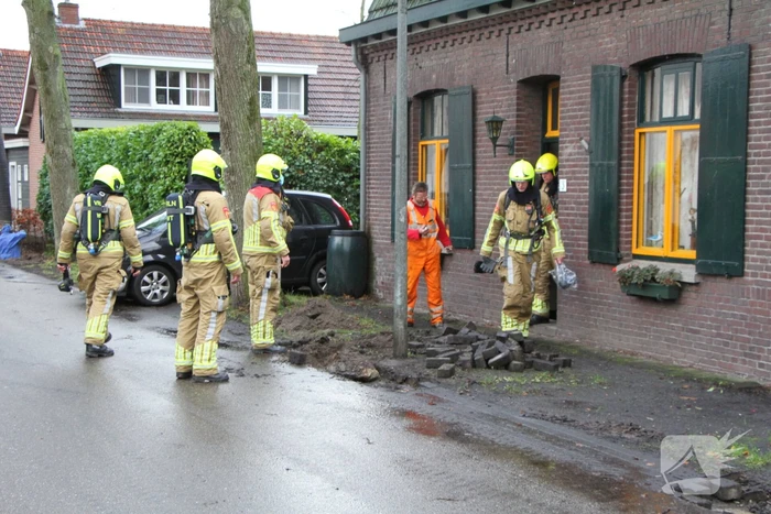 Brandweer doet onderzoek naar gaslucht in woning Boshoven